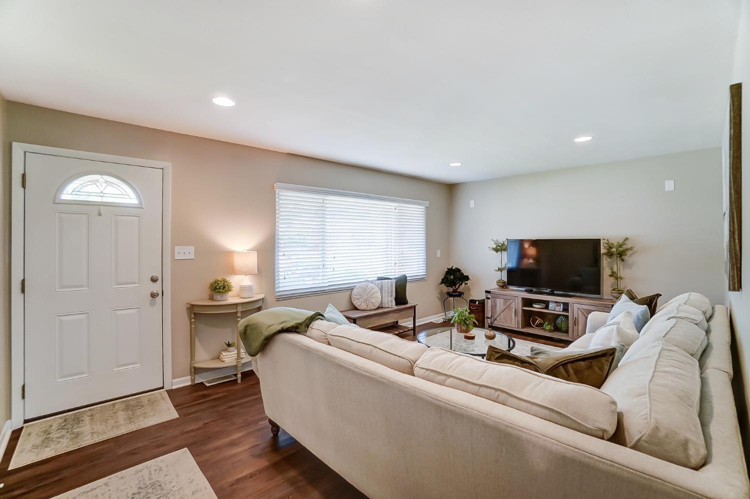 1599 Yellowglen Drive, Anderson Twp, OH, 45255 — photo 6