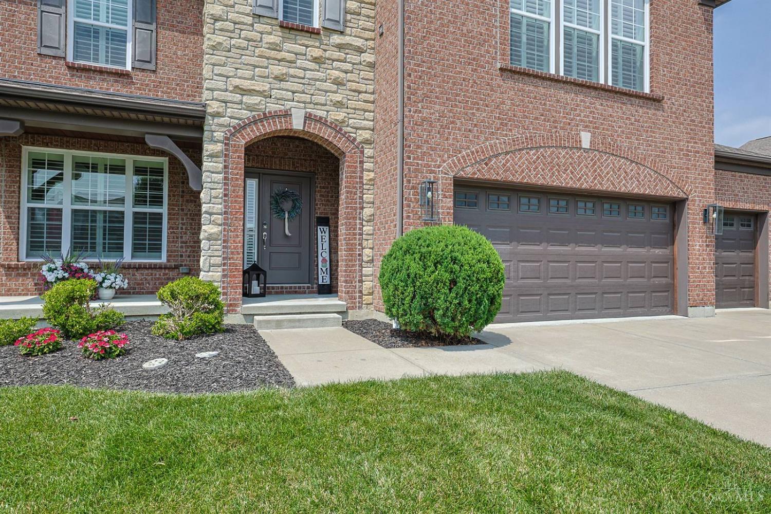 2nd image of 7485 Marsh Creek Ln, Hamilton Twp, OH 45039 | MLS# 1887631