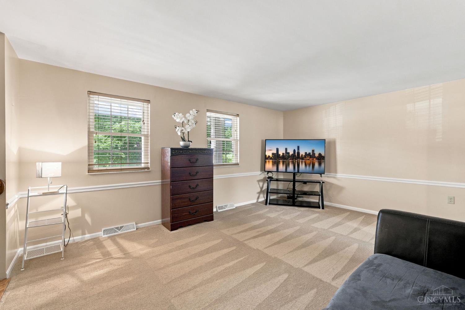 6224 Schunk Court, Green Twp, OH, 45239 — photo 15
