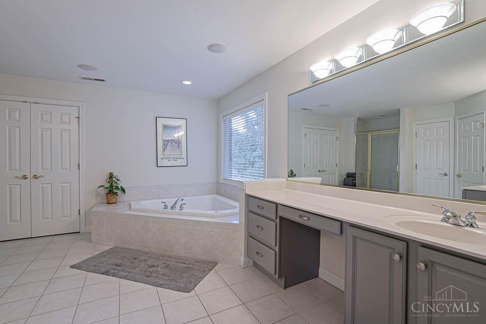7859 Keller Road, Sycamore Twp, OH, 45243 — photo 27
