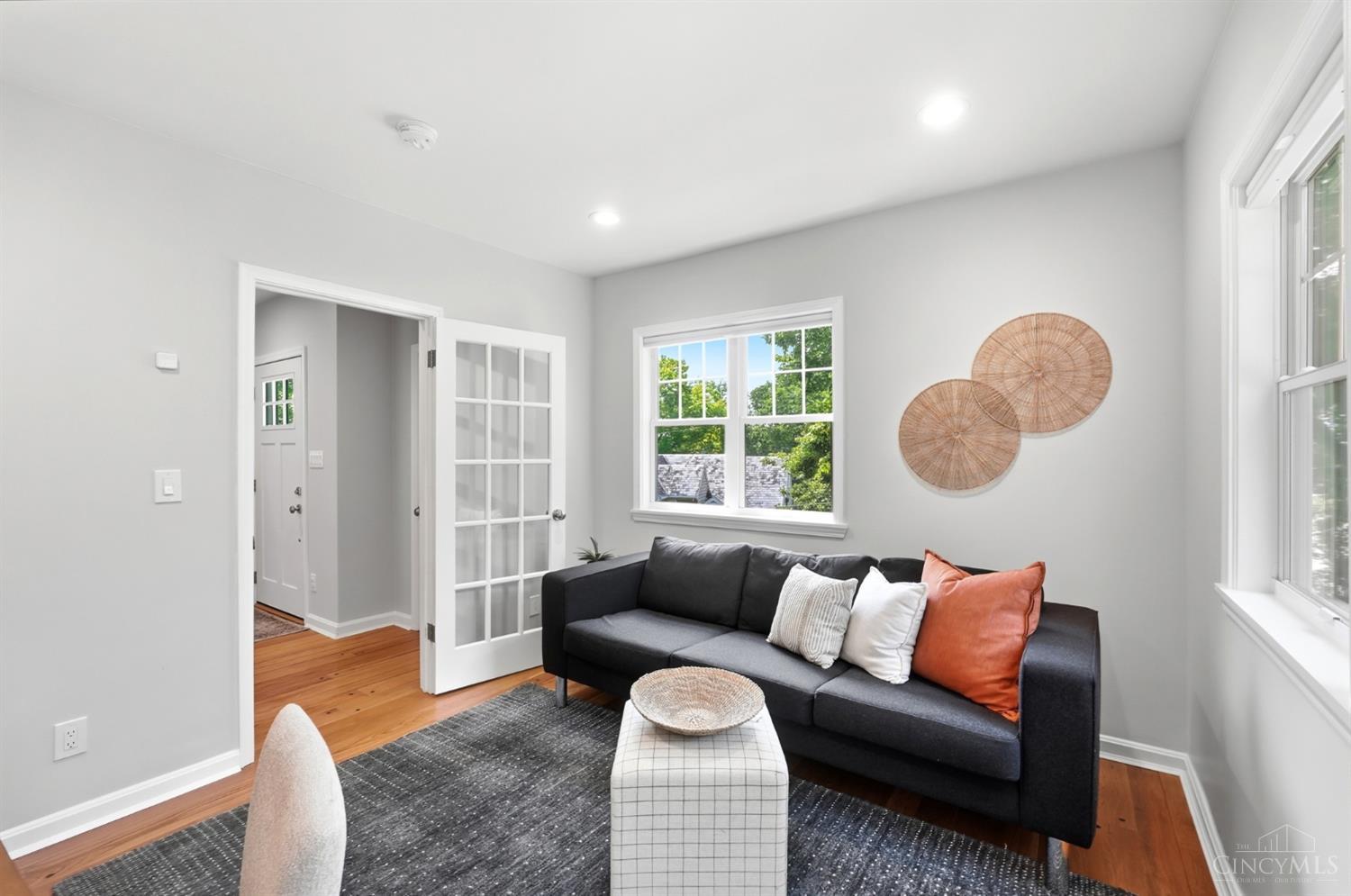1220 Cliff Laine Drive
