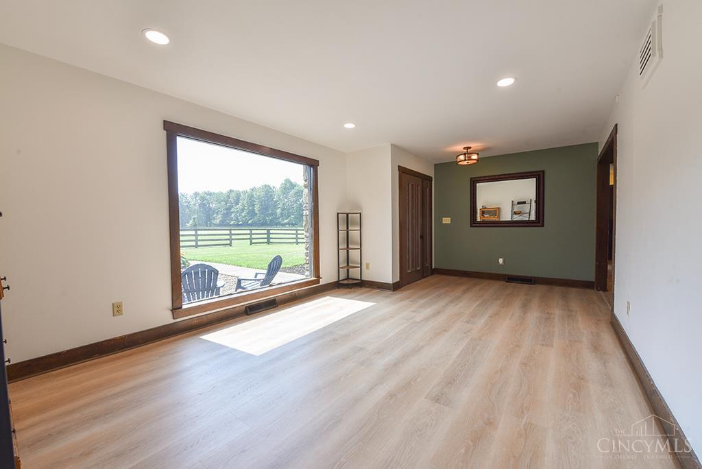 2713 Christopher Drive, Stonelick Twp, OH, 45103 — photo 9