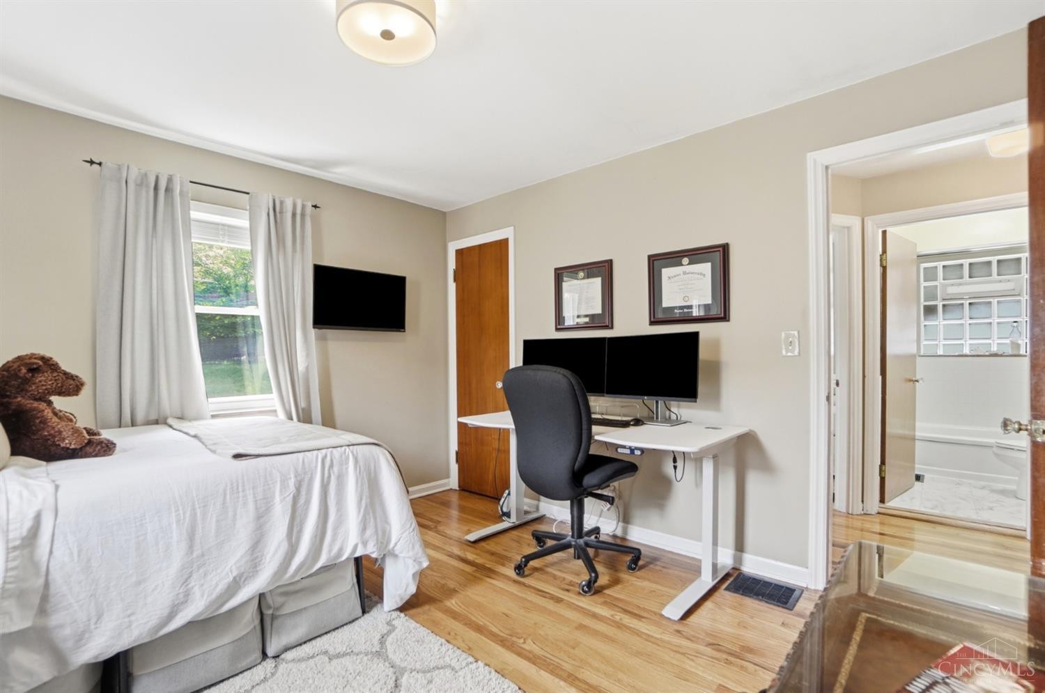 4127 Paxton Woods Drive, Cincinnati, OH, 45209 — photo 16