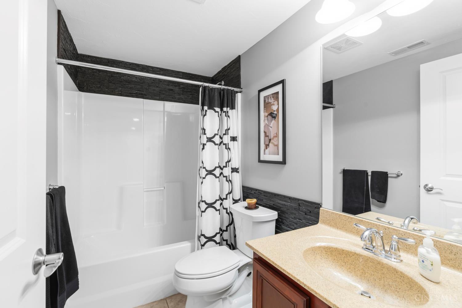 951 Volterra Lane, Cincinnati, OH, 45206 — photo 11