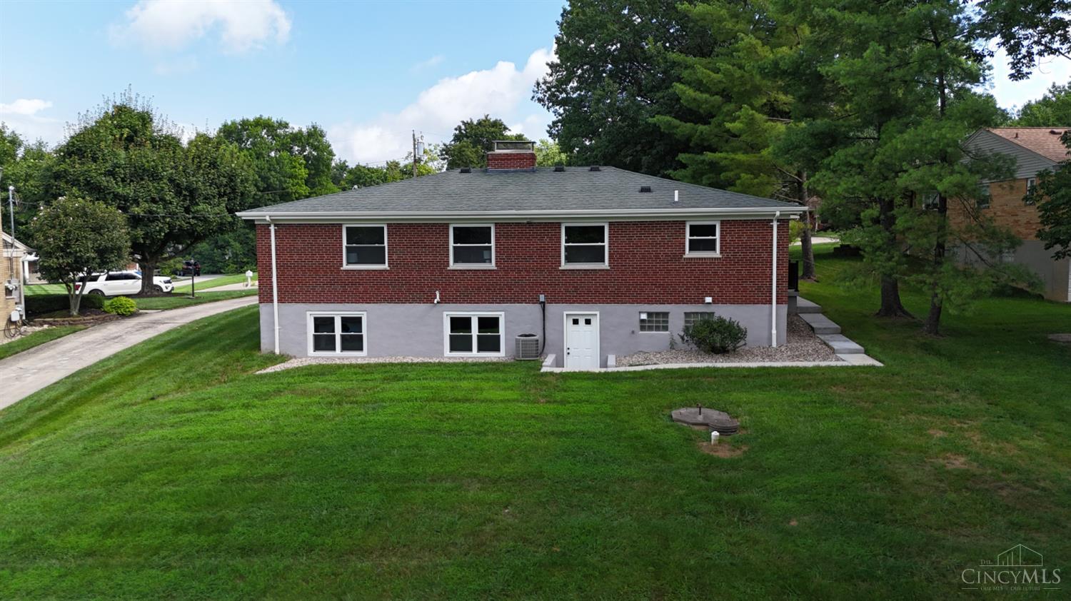 6331 Starridge Court, Green Twp, OH, 45248 — photo 7