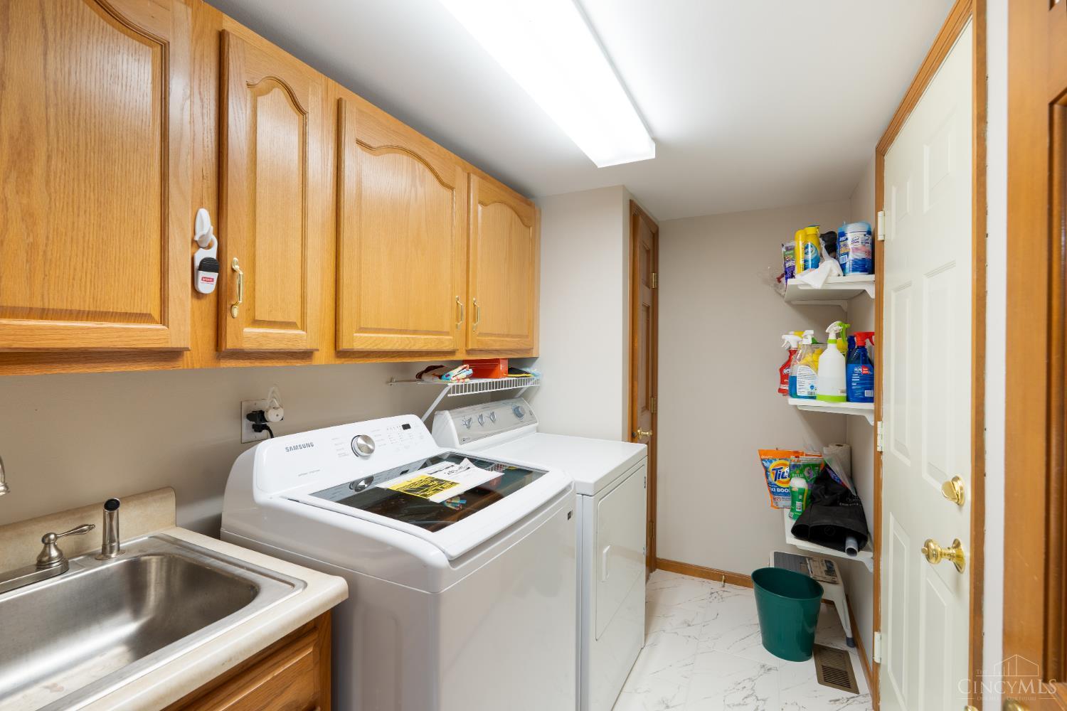 8481 Old Shaw Way, West Chester, OH, 45069 — photo 21