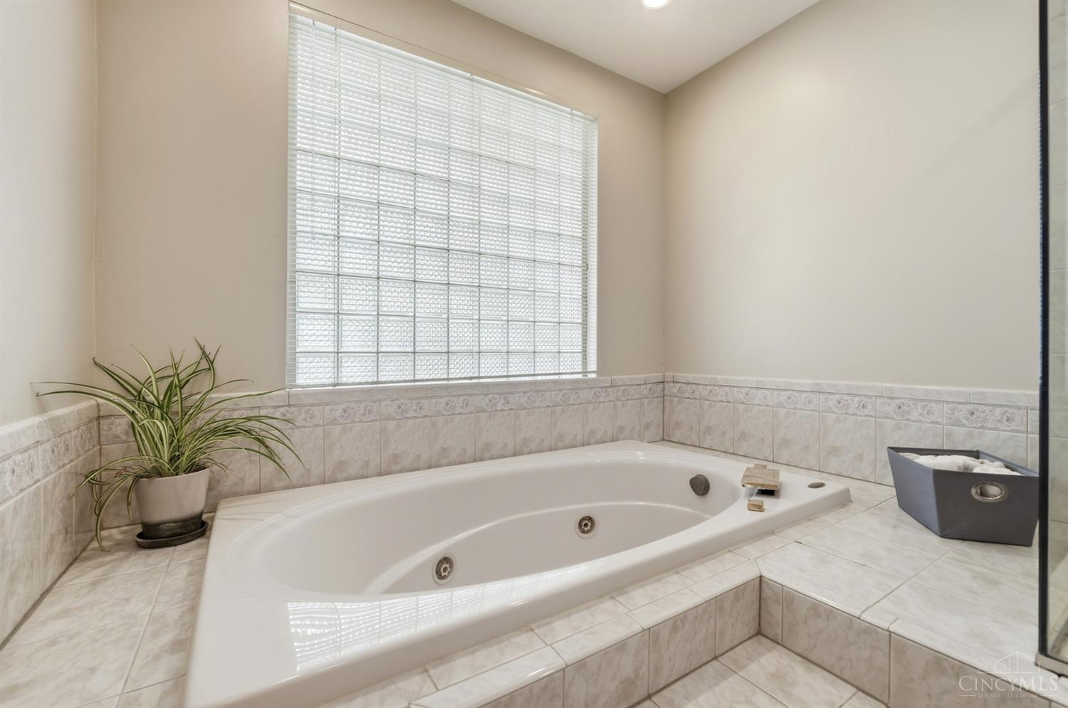 3475 McFarlan Road, Cincinnati, OH, 45211 — photo 40
