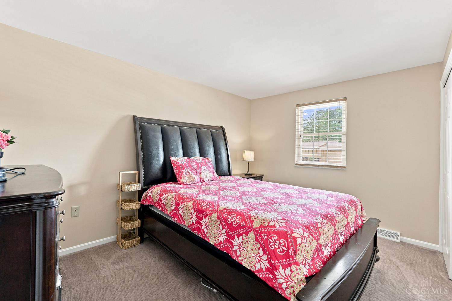 6224 Schunk Court, Green Twp, OH, 45239 — photo 17
