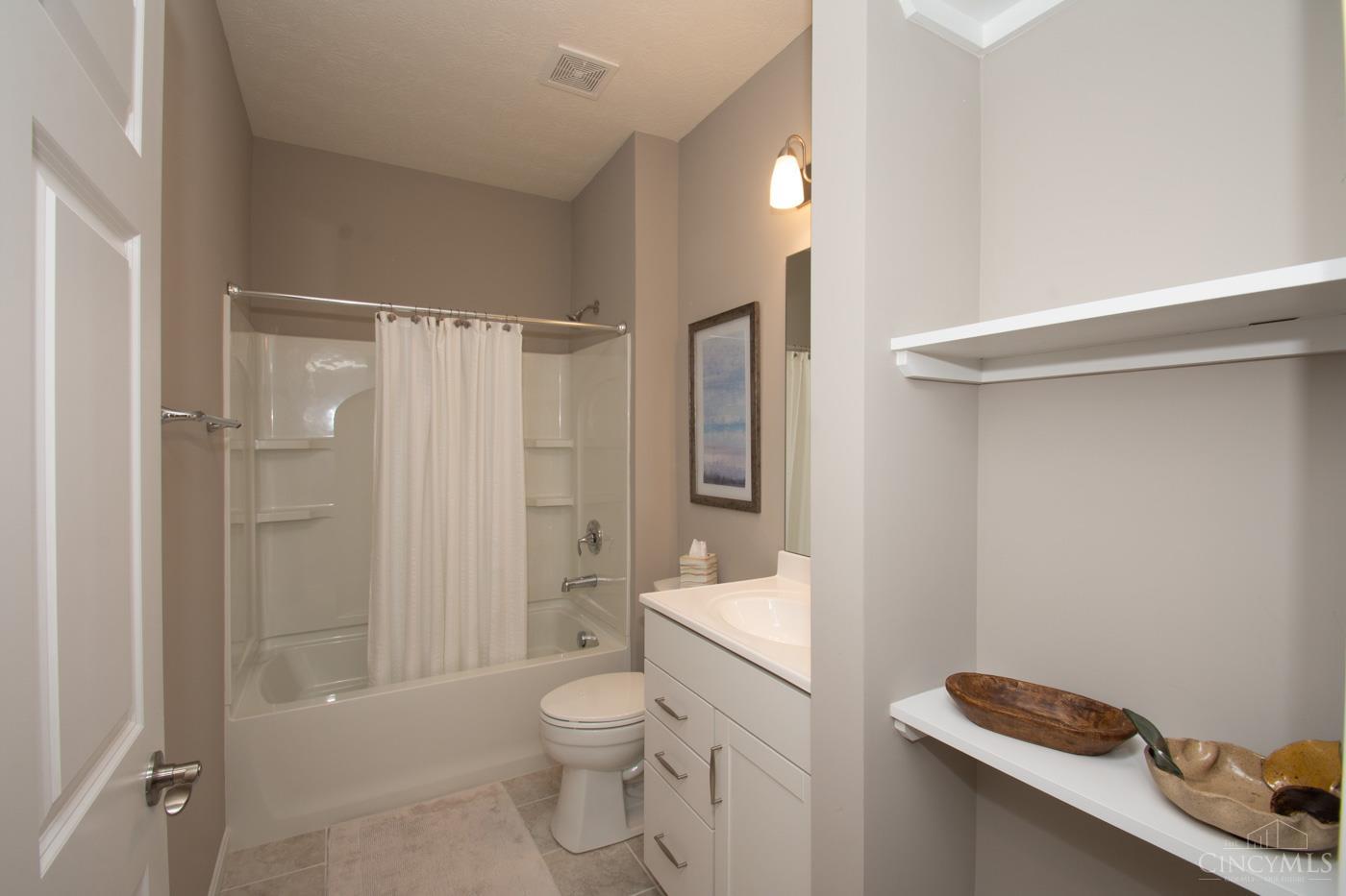 1686 Glade Valley Drive, Washington Twp, OH, 45458 — photo 29