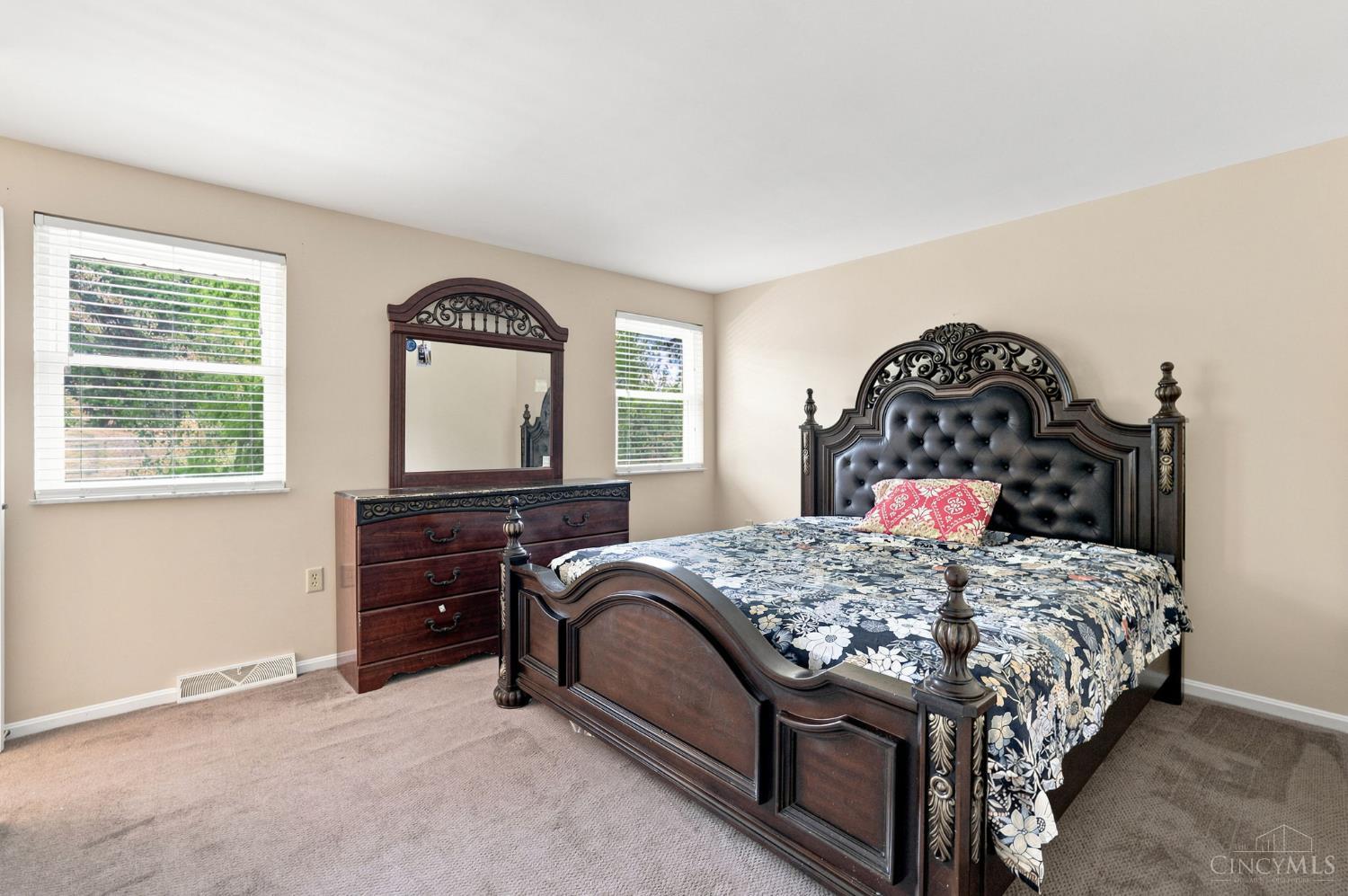 6224 Schunk Court, Green Twp, OH, 45239 — photo 18