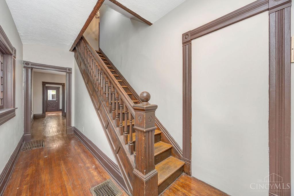 223 College Avenue, Oxford, OH, 45056 — photo 5