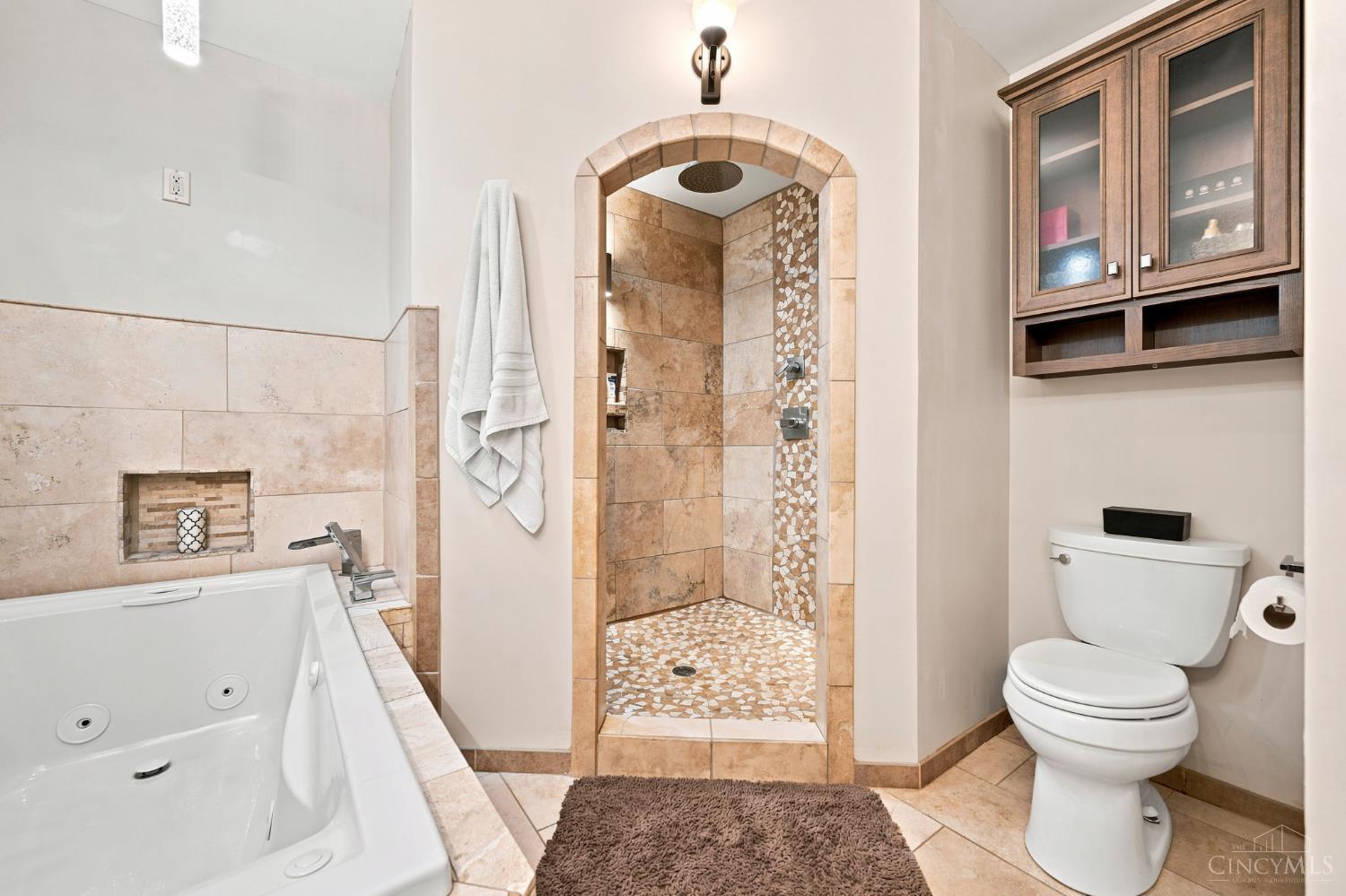 3995 Ridgedale Drive, Green Twp, OH, 45247 — photo 17