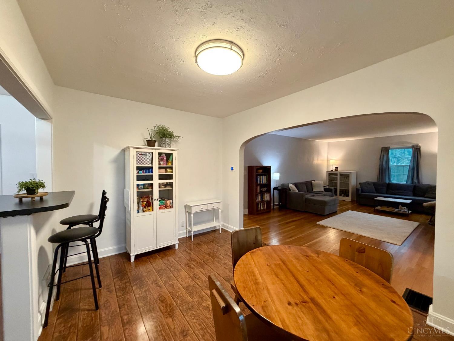 11560 Walnut Street, Springdale, OH, 45246 — photo 15