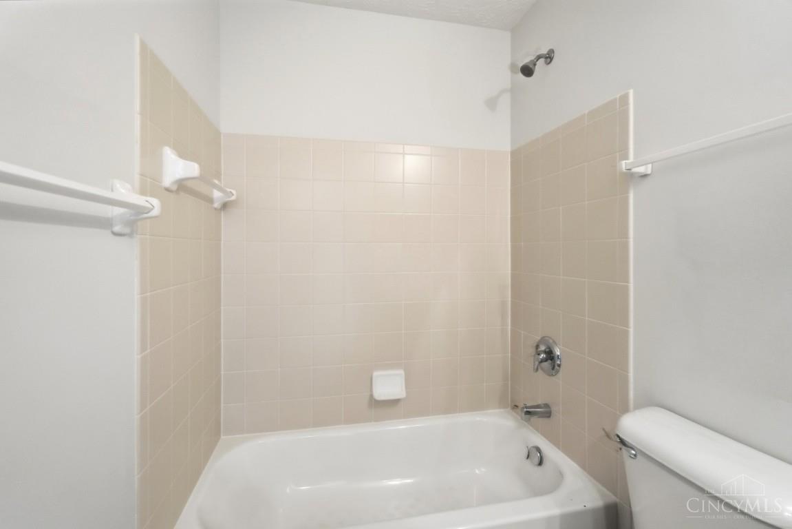 77 Bayberry Lane, Monroe, OH, 45050 — photo 39