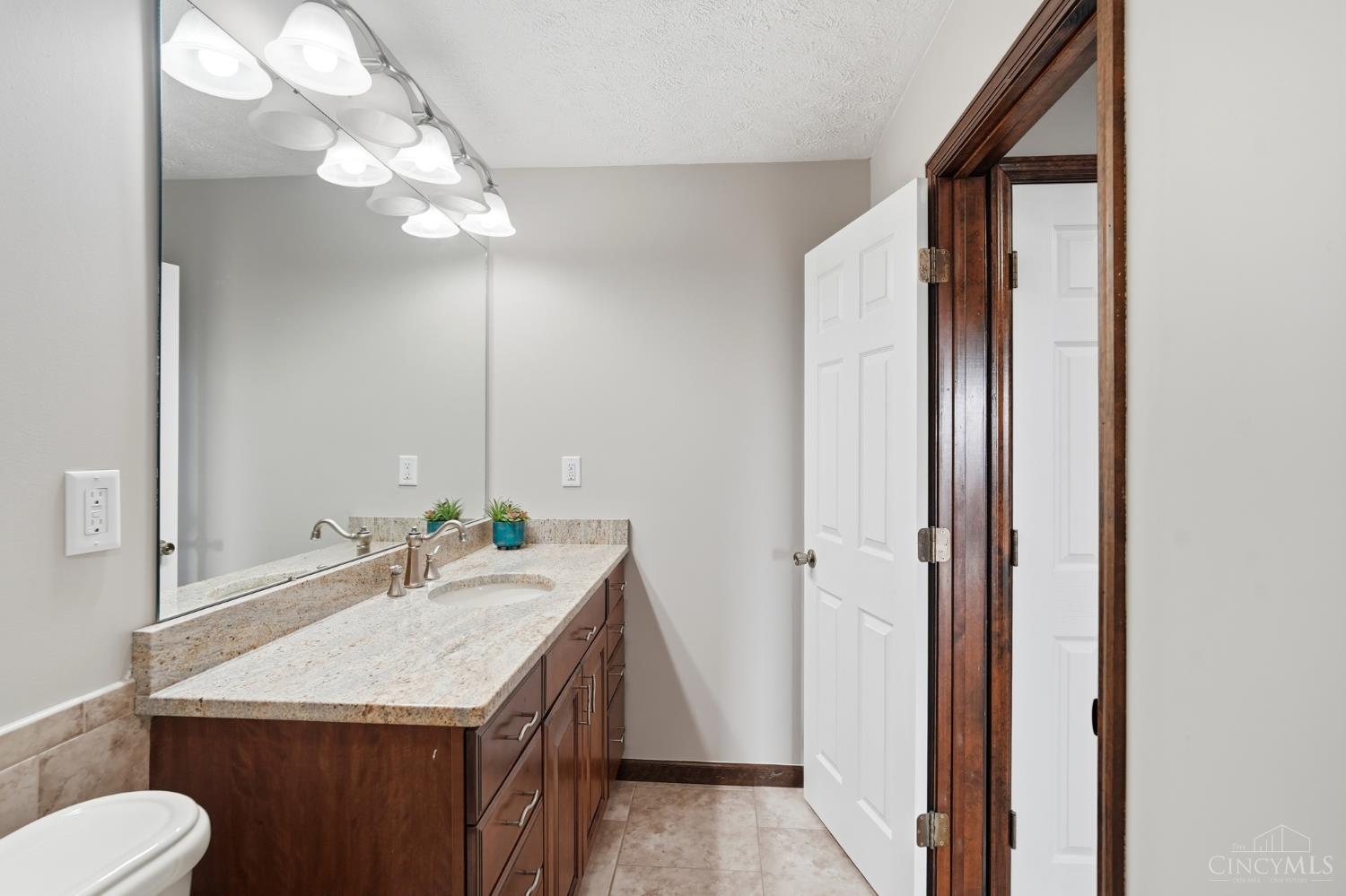 1802 Lord Fitzwalter Drive, Miamisburg, OH, 45342 — photo 24