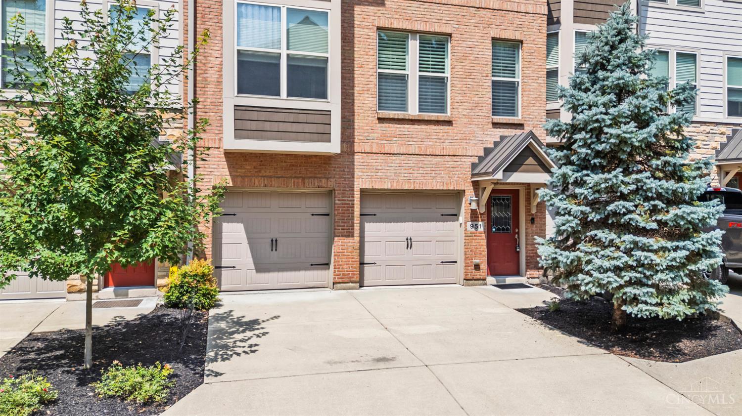951 Volterra Lane, Cincinnati, OH, 45206 — photo 2