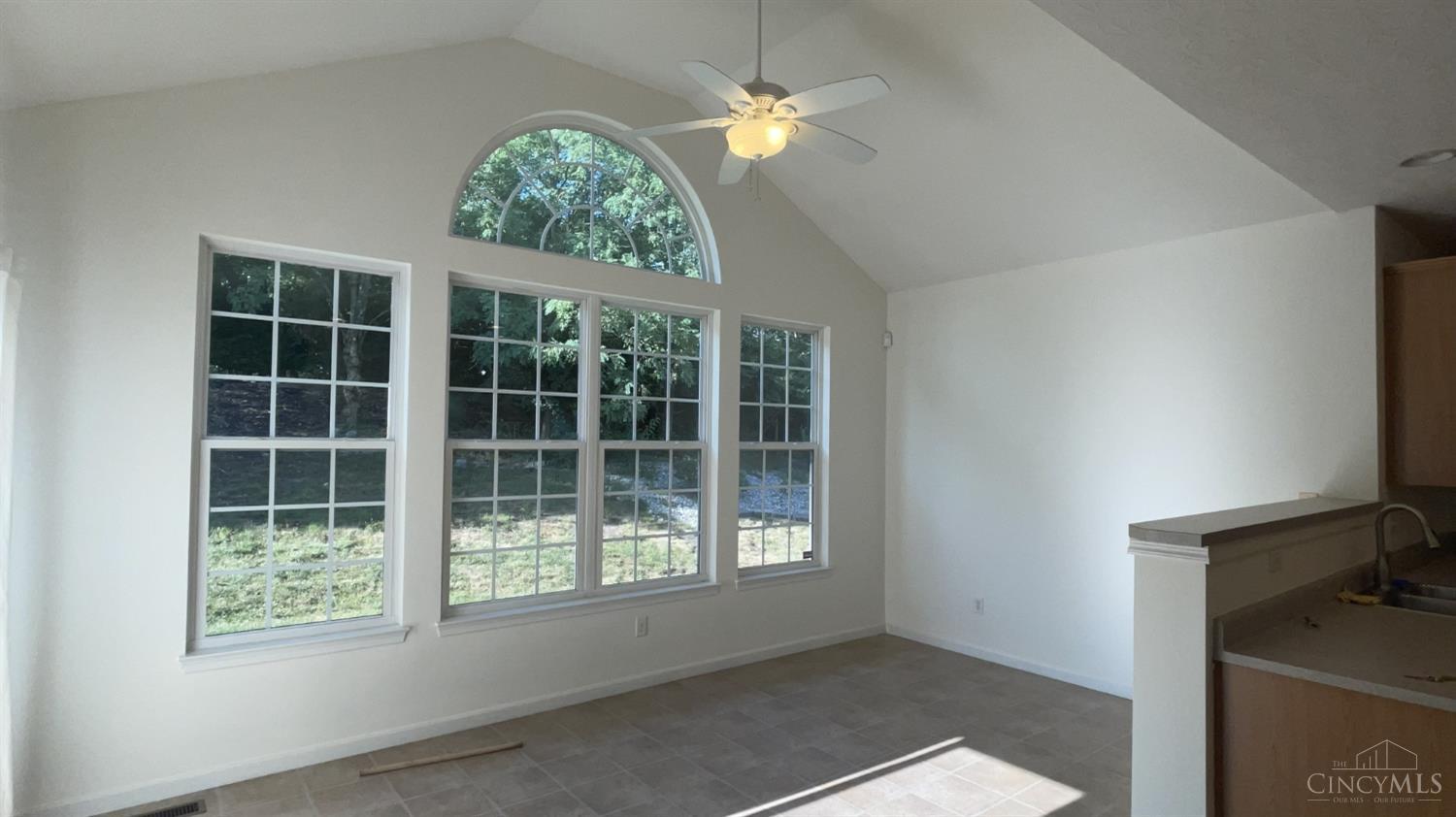5095 Snow Valley Lane, Liberty Twp, OH, 45011 — photo 6