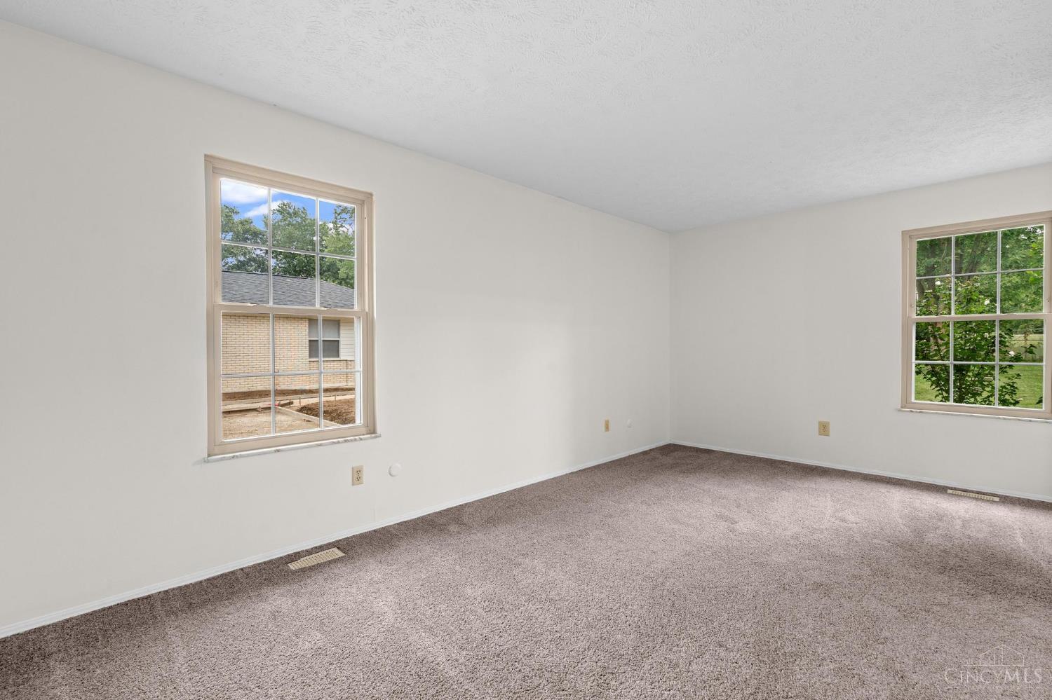9732 Stagecoach Drive, Centerville, OH, 45458 — photo 36