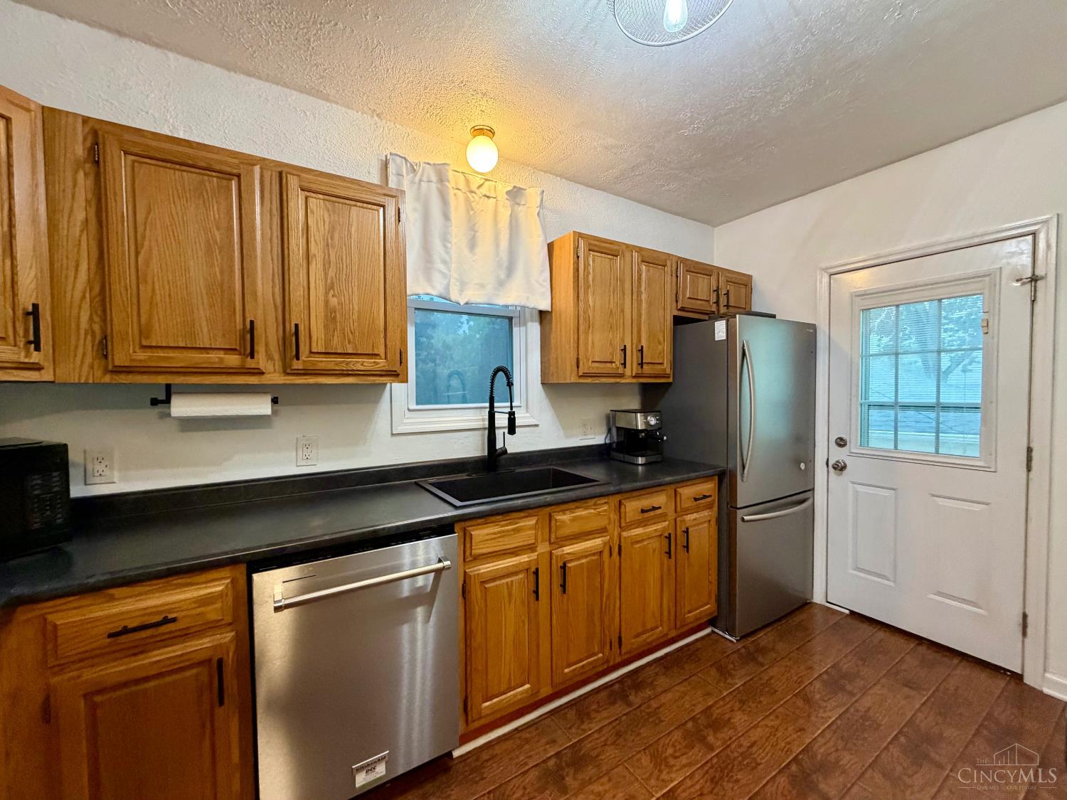11560 Walnut Street, Springdale, OH, 45246 — photo 19