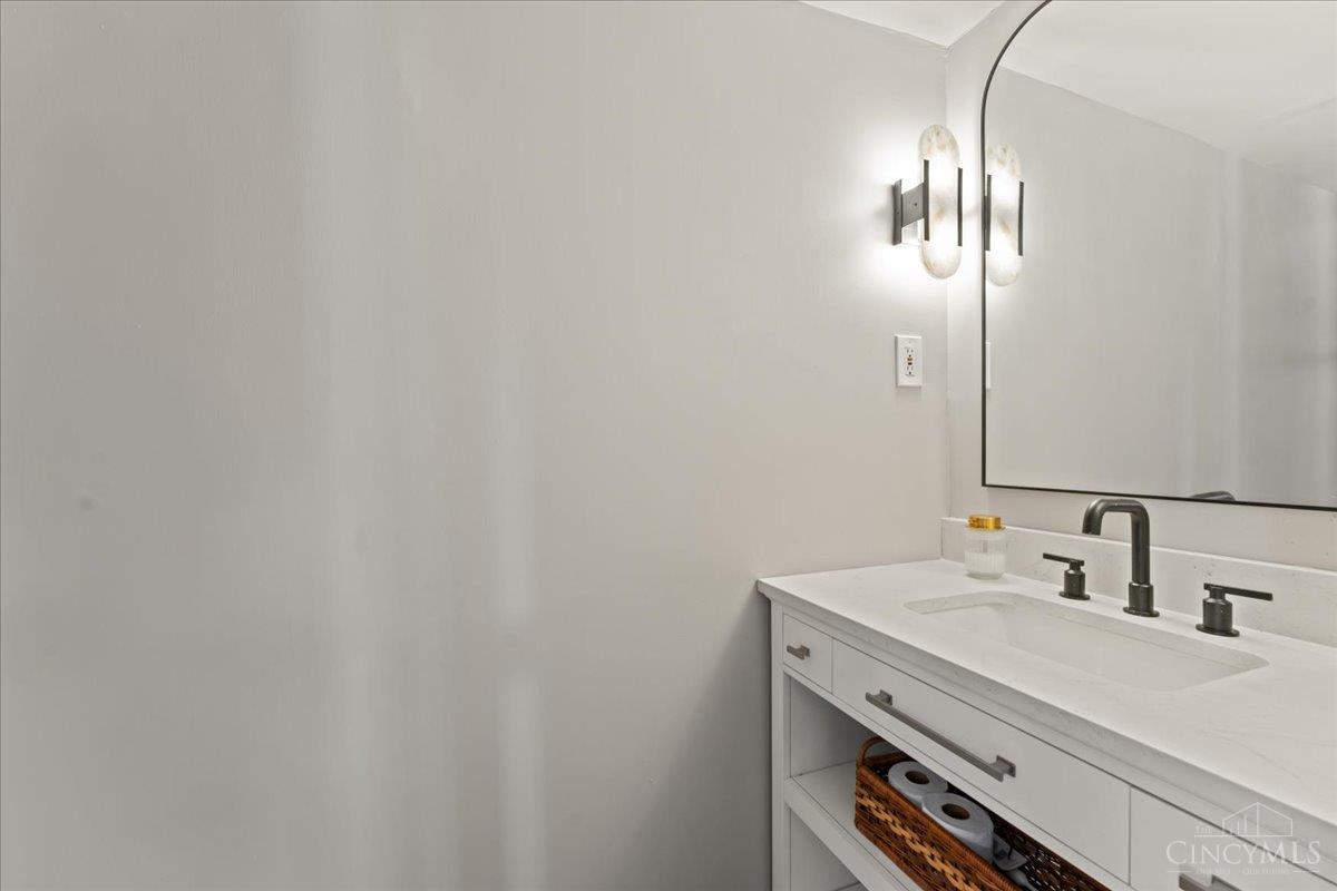 7727 Delview Drive, West Chester, OH, 45069 — photo 37