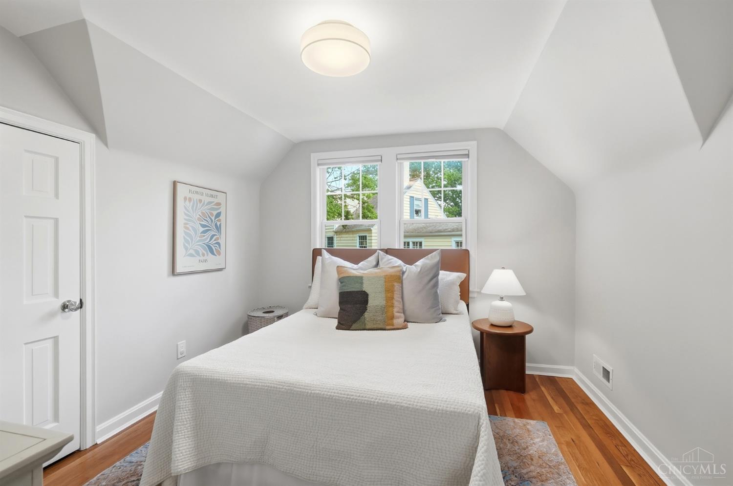 1220 Cliff Laine Drive