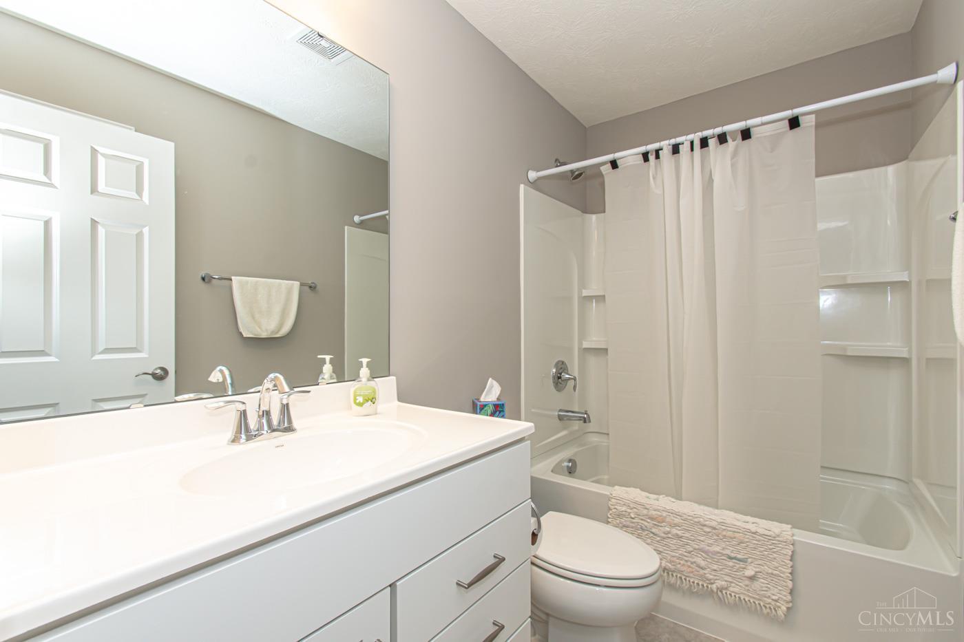 1686 Glade Valley Drive, Washington Twp, OH, 45458 — photo 32