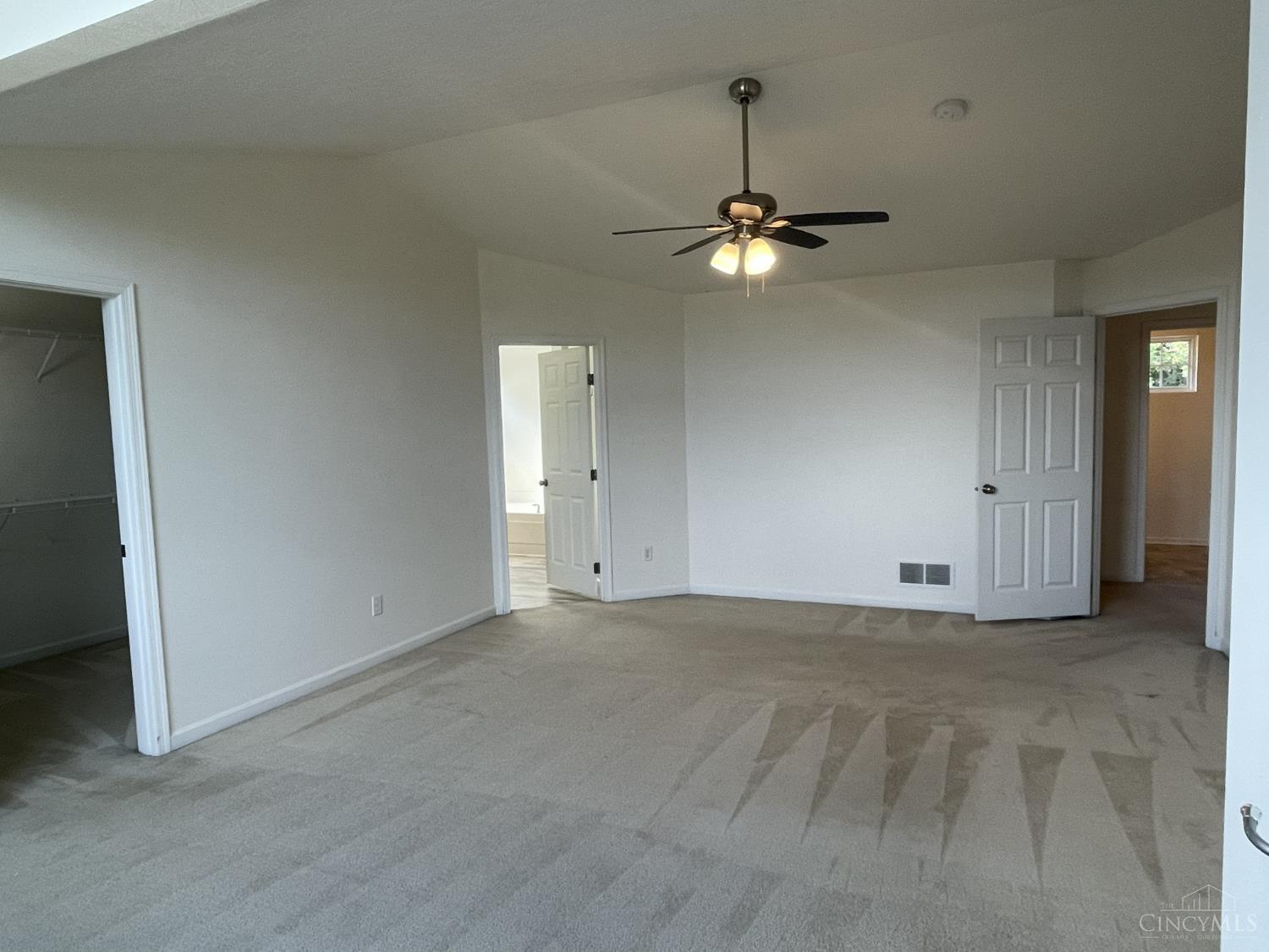 5095 Snow Valley Lane, Liberty Twp, OH, 45011 — photo 9