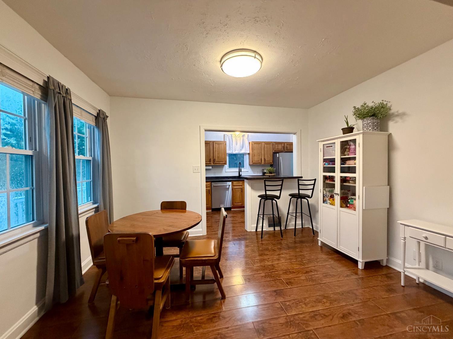 11560 Walnut Street, Springdale, OH, 45246 — photo 13