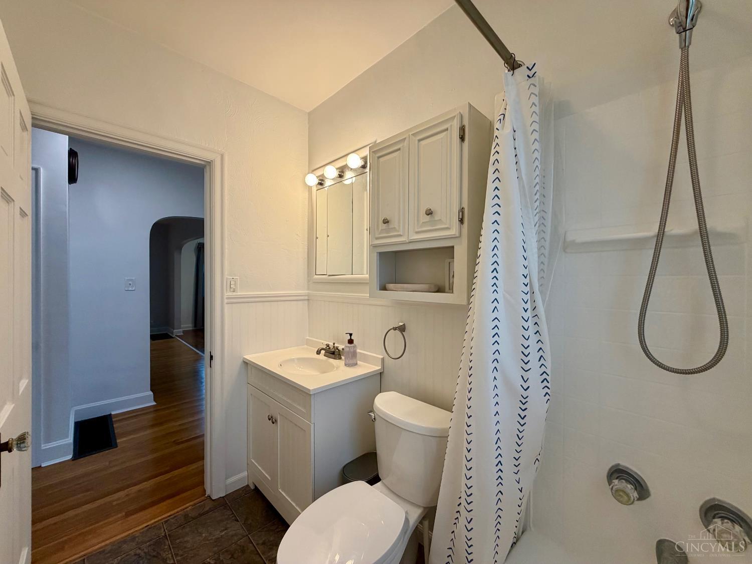 11560 Walnut Street, Springdale, OH, 45246 — photo 32