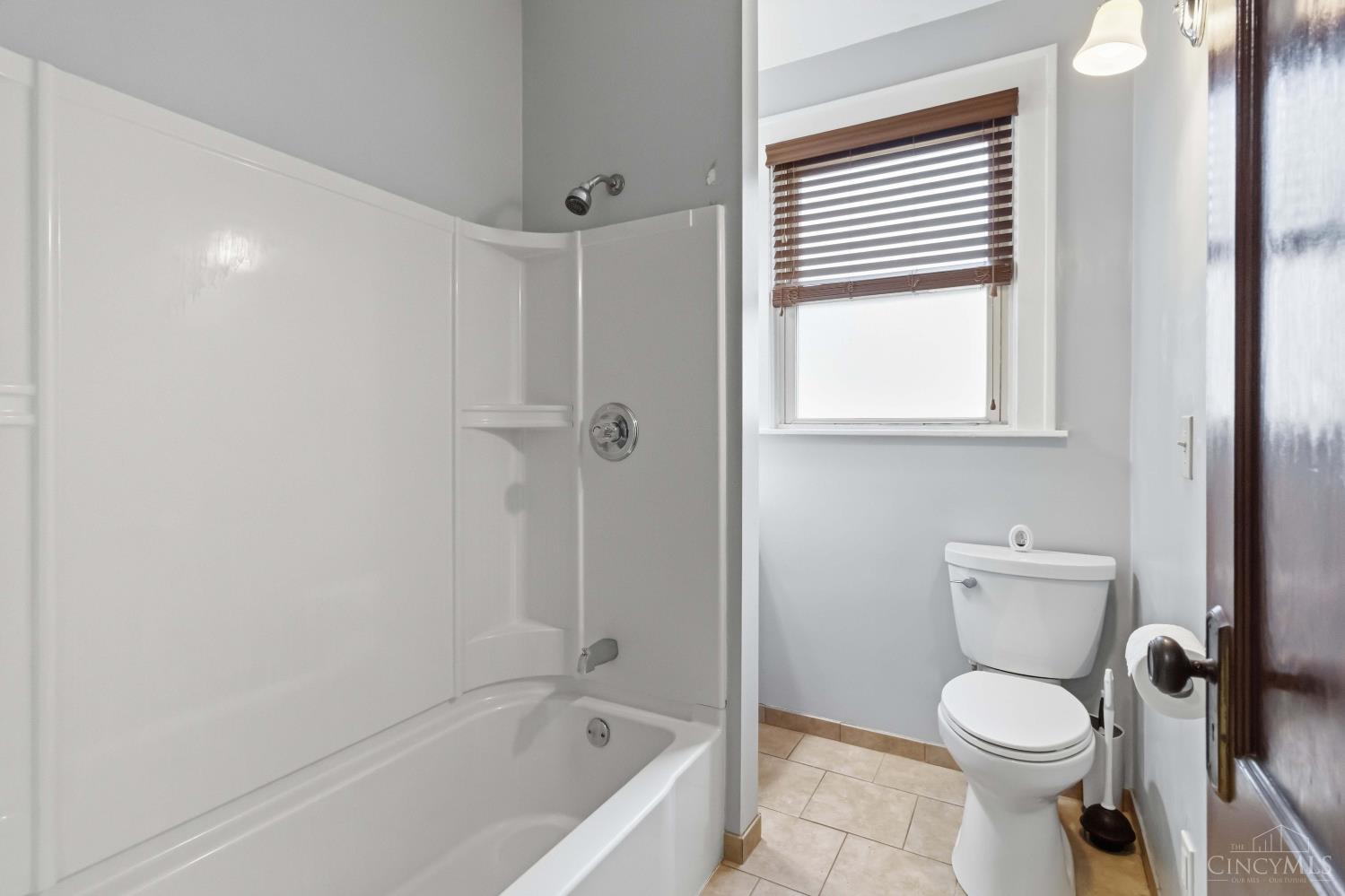 3606 Homelawn Avenue, Cheviot, OH, 45211 — photo 17
