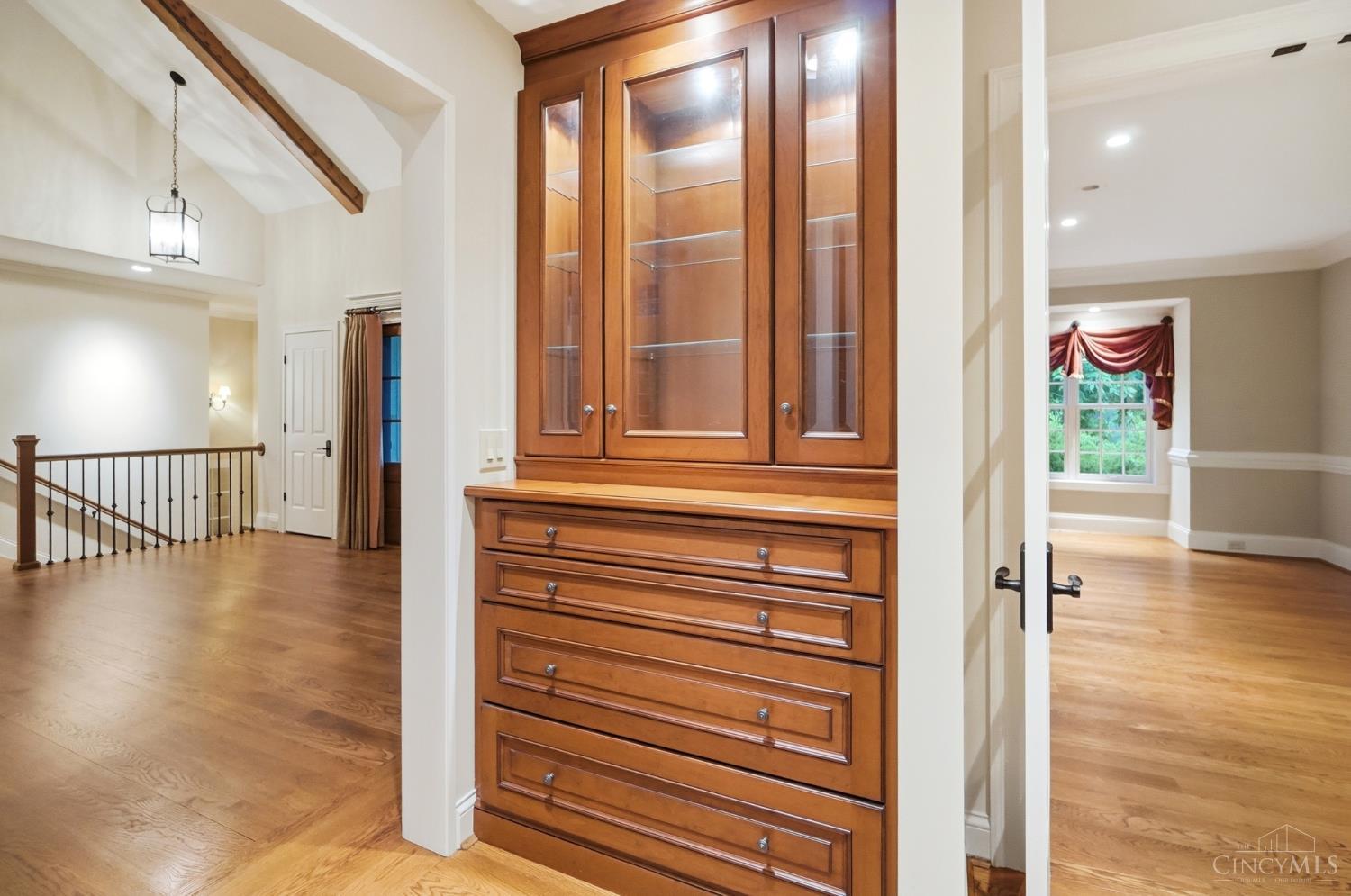 8100 Chinquapin Lane, Indian Hill, OH, 45243 — photo 14