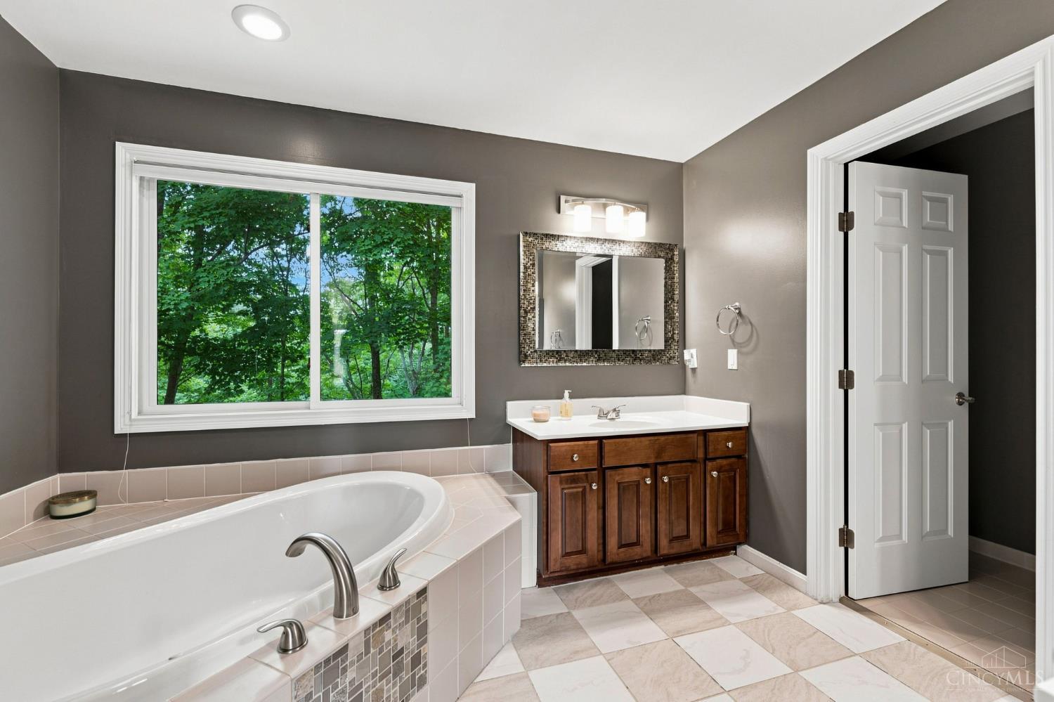 866 Miami Ridge Drive, Miami Twp, OH, 45140 — photo 24