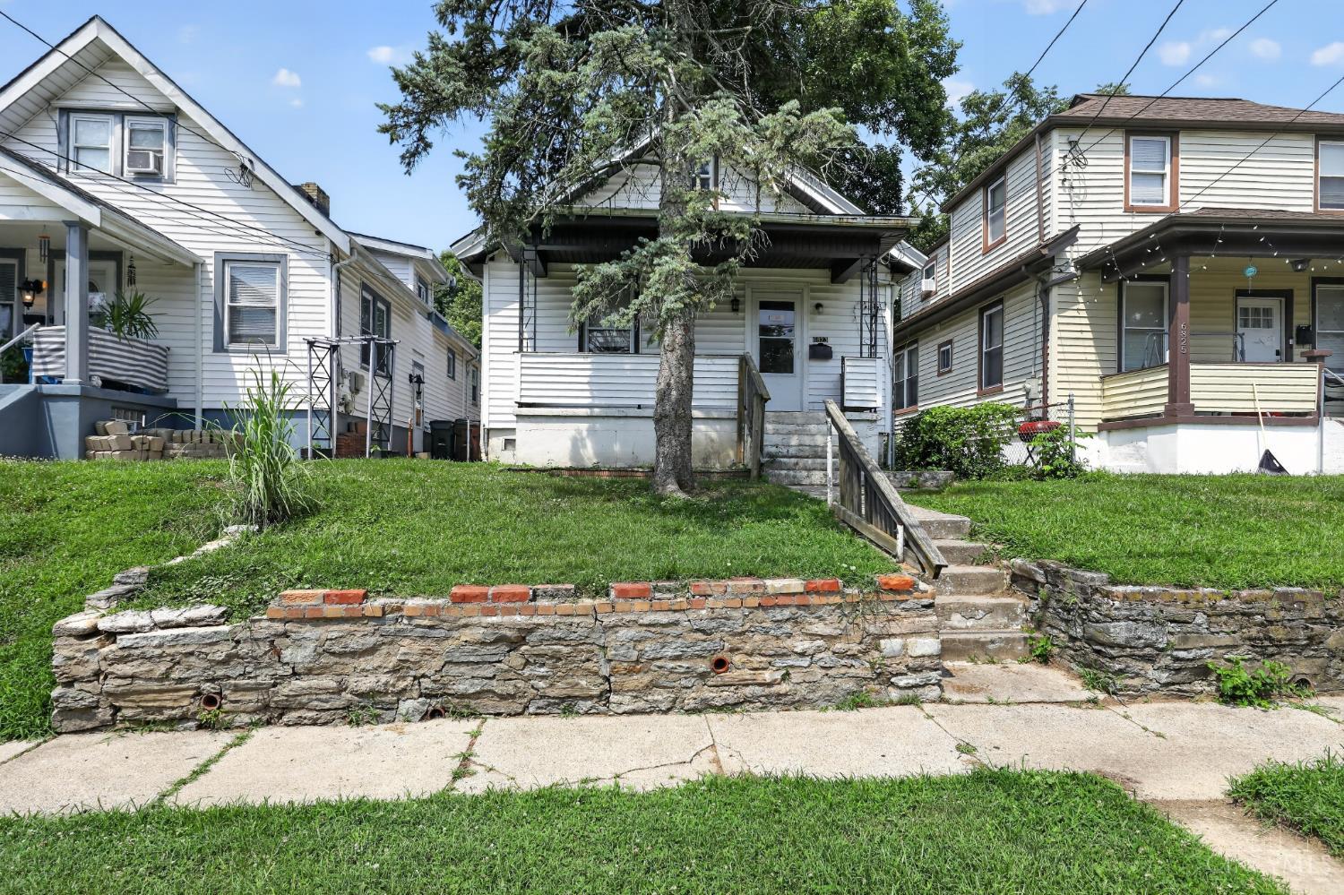 6823 Betts Avenue, North College Hill, OH, 45239