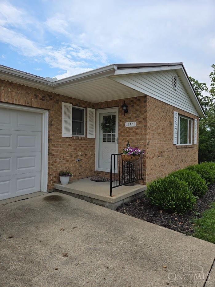 1145 Northview Drive #F, Hillsboro, OH, 45133 — photo 2