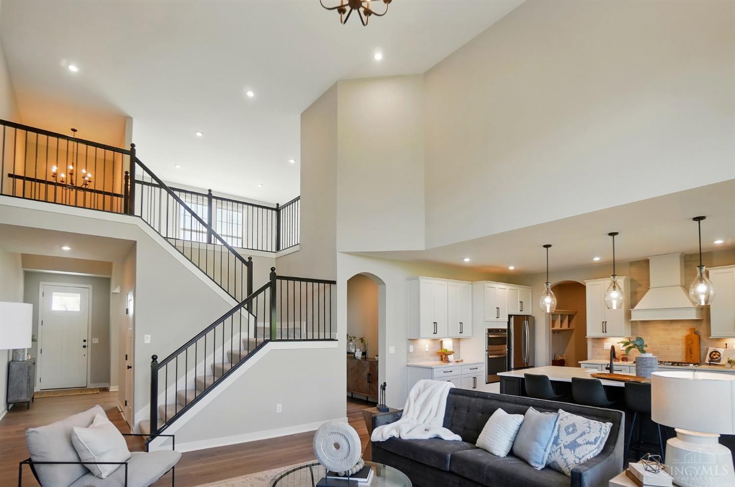 7516 Donegal Drive, Miami Twp, OH, 45233 — photo 10