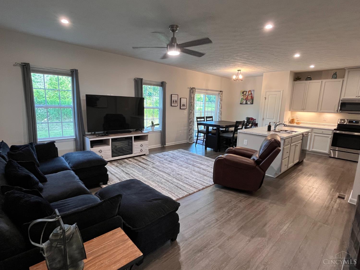 2944 Cardiff Court, Fairfield Twp, OH, 45011 — photo 10