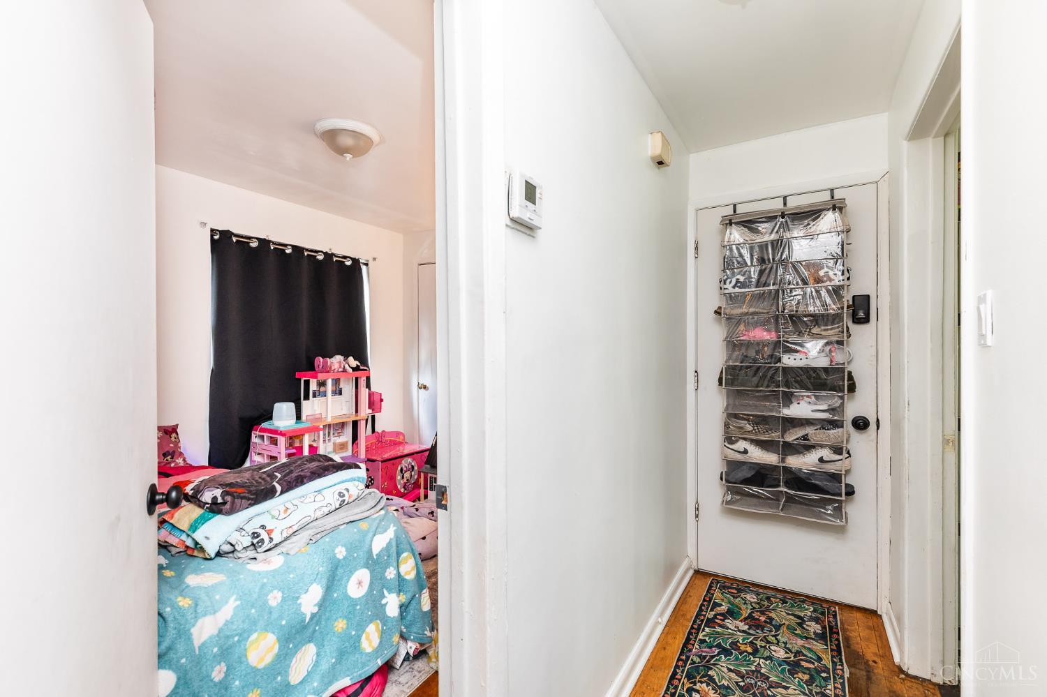 3422 Bassett Road, Cincinnati, OH, 45205 — photo 6