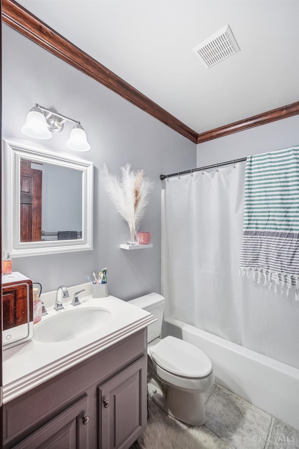 1374 Wexford Lane, Green Twp, OH, 45233 — photo 49