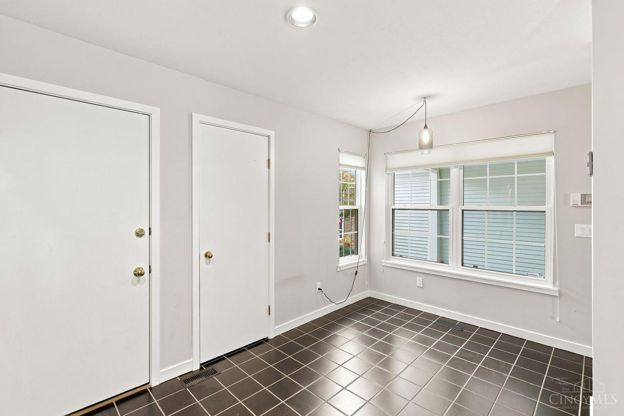 5055 Bristol Court, Loveland, OH, 45140 — photo 8
