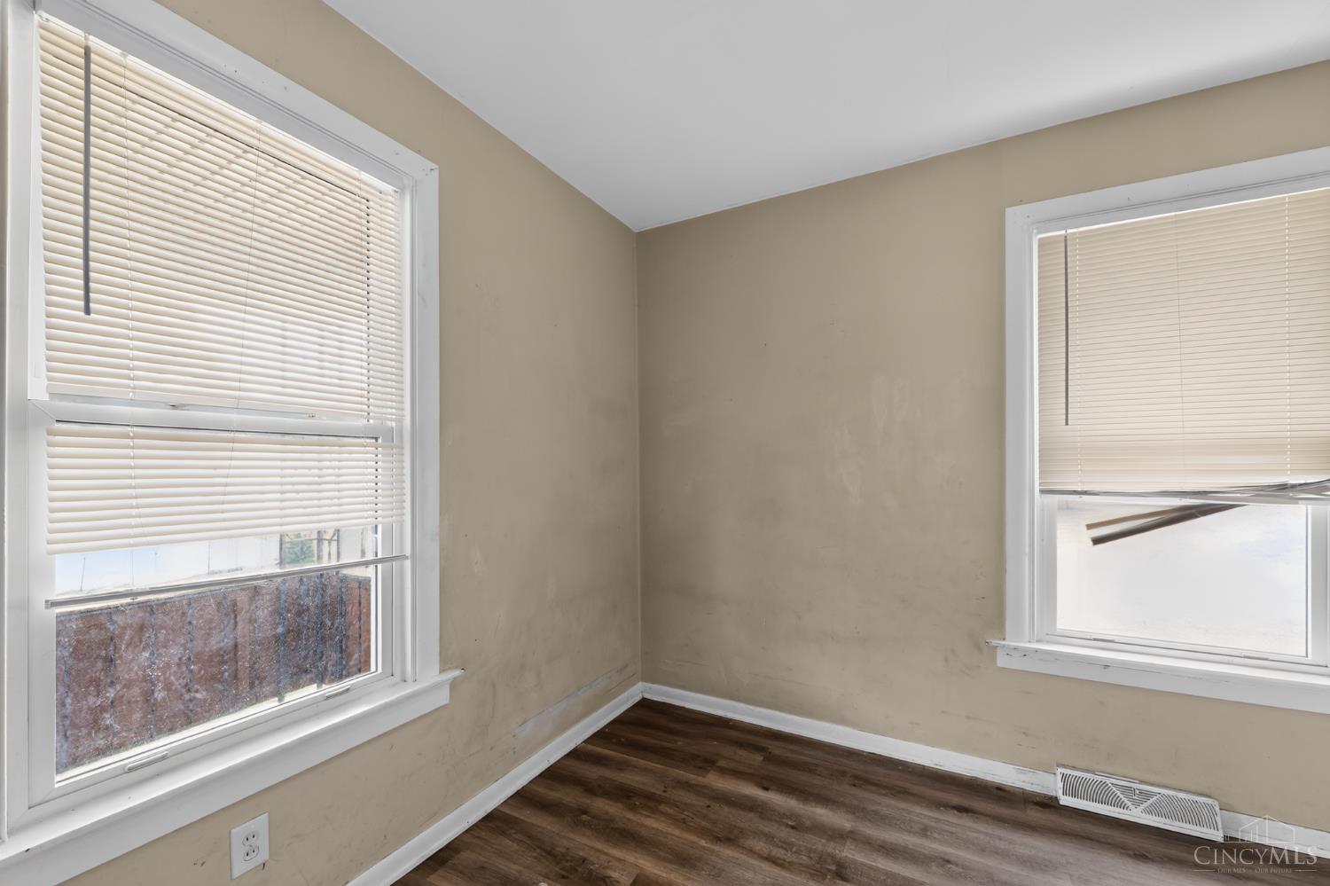 6823 Betts Avenue, North College Hill, OH, 45239 — photo 14