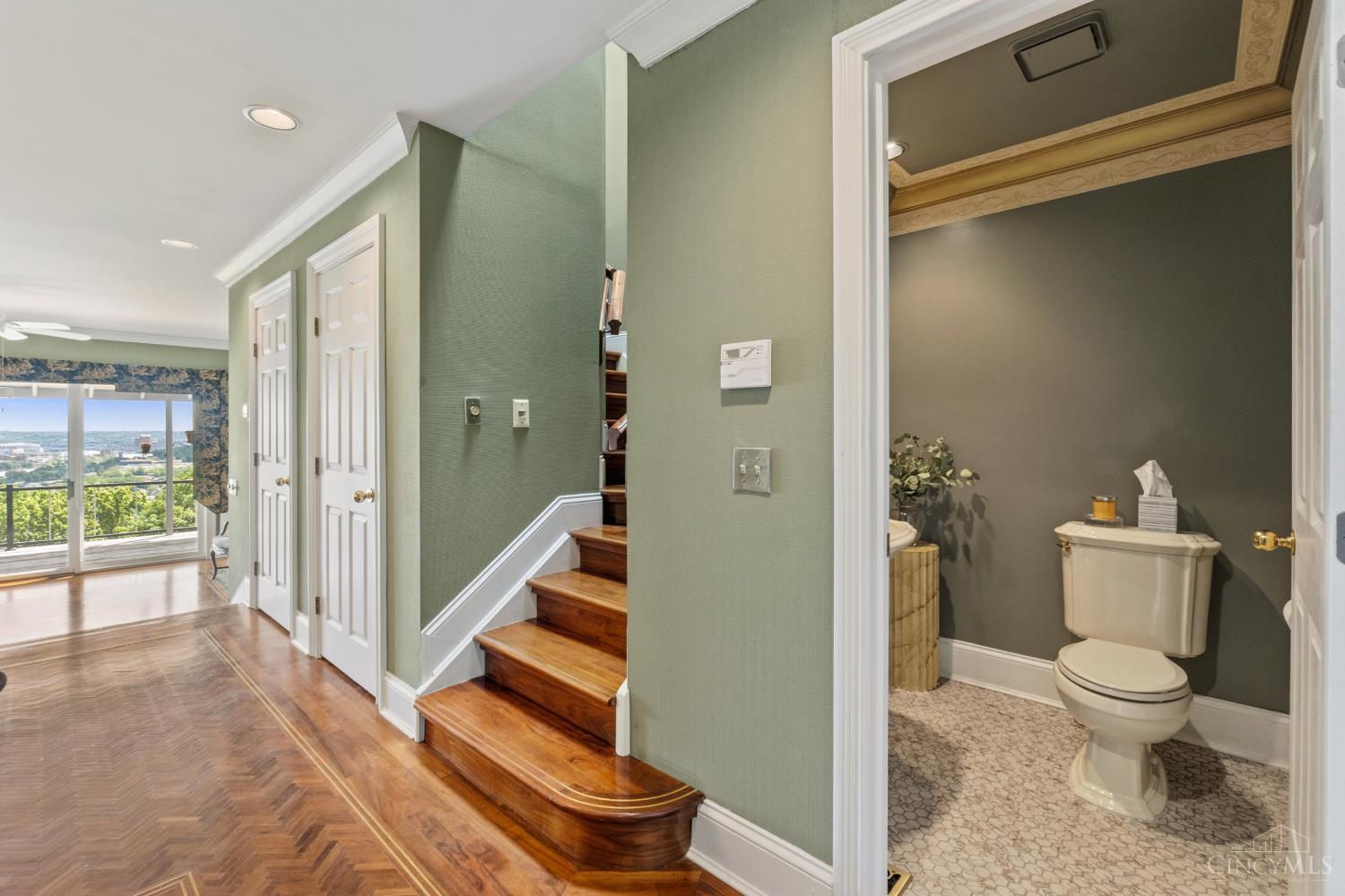 382 Grand Avenue, Cincinnati, OH, 45205 — photo 11
