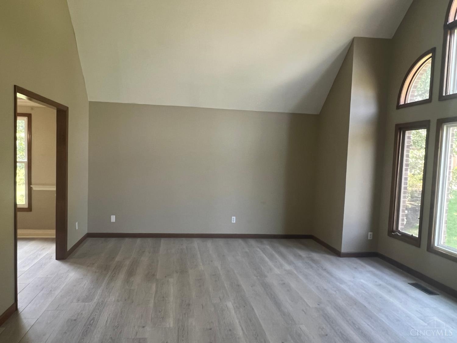 8710 Foxdale Court, West Chester, OH, 45069 — photo 33
