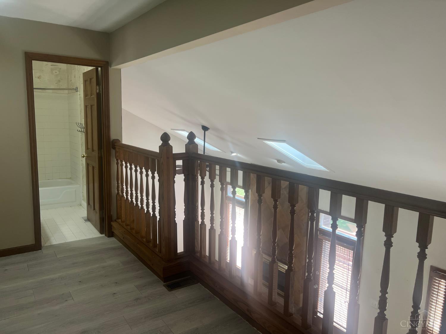8710 Foxdale Court, West Chester, OH, 45069 — photo 13