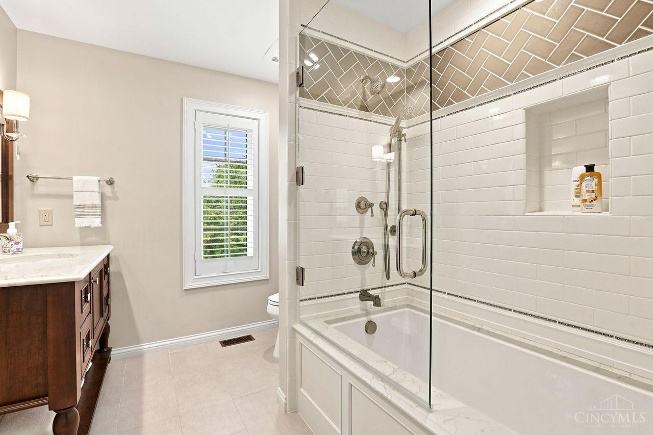 9786 Bennington Drive, West Chester, OH, 45241 — photo 47