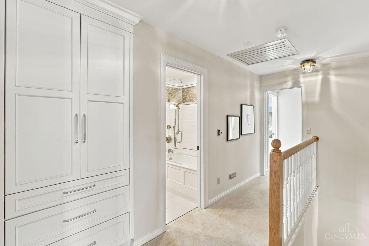 9786 Bennington Drive, West Chester, OH, 45241 — photo 32