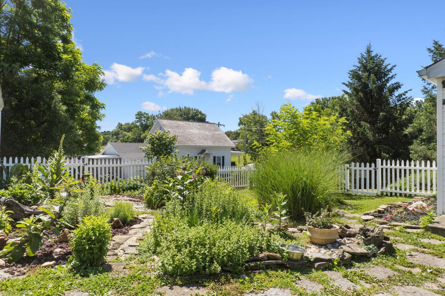 320 Plane Street, Bethel, OH, 45106 — photo 10