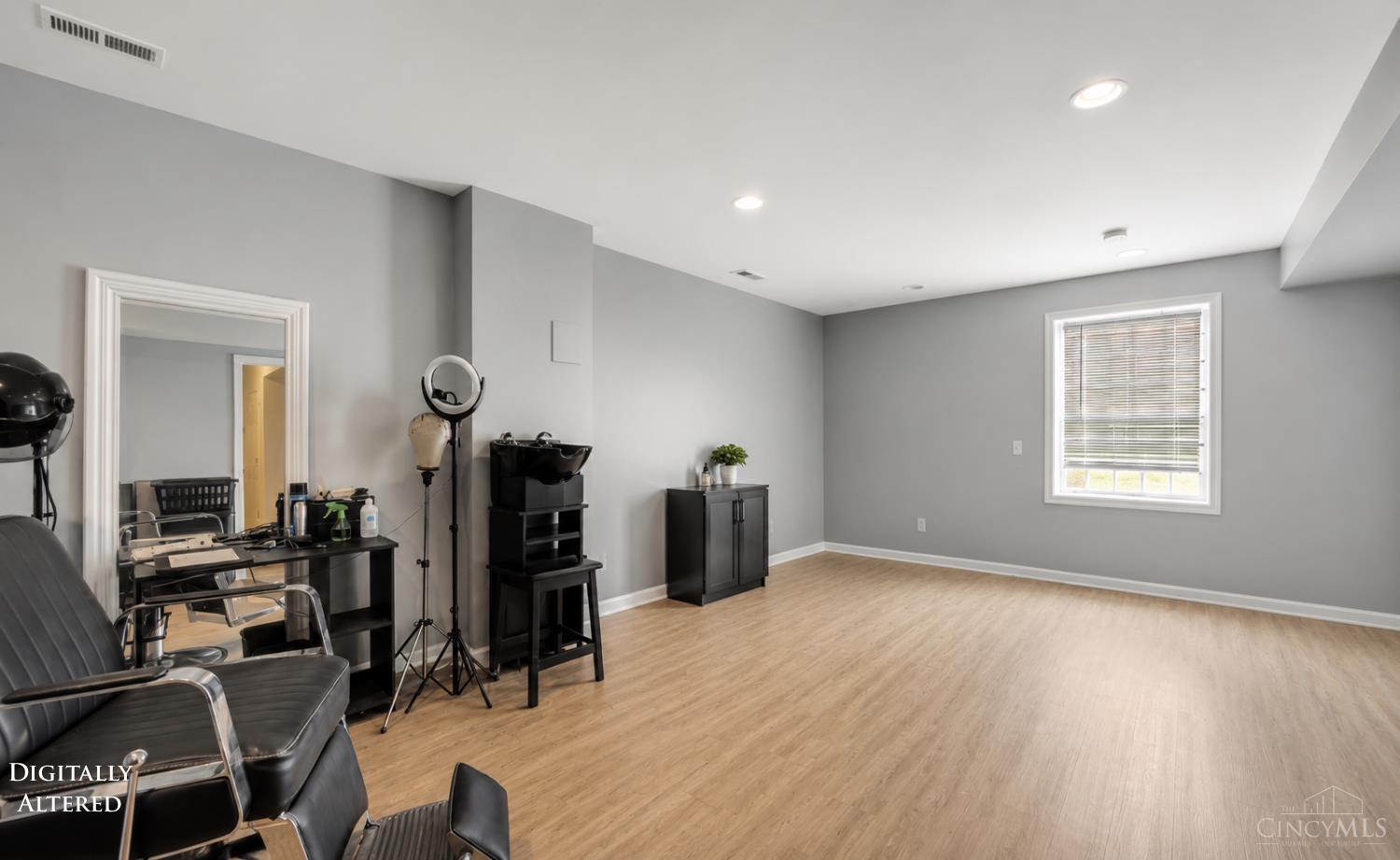 8925 Pippin Road, Colerain Twp, OH, 45251 — photo 18