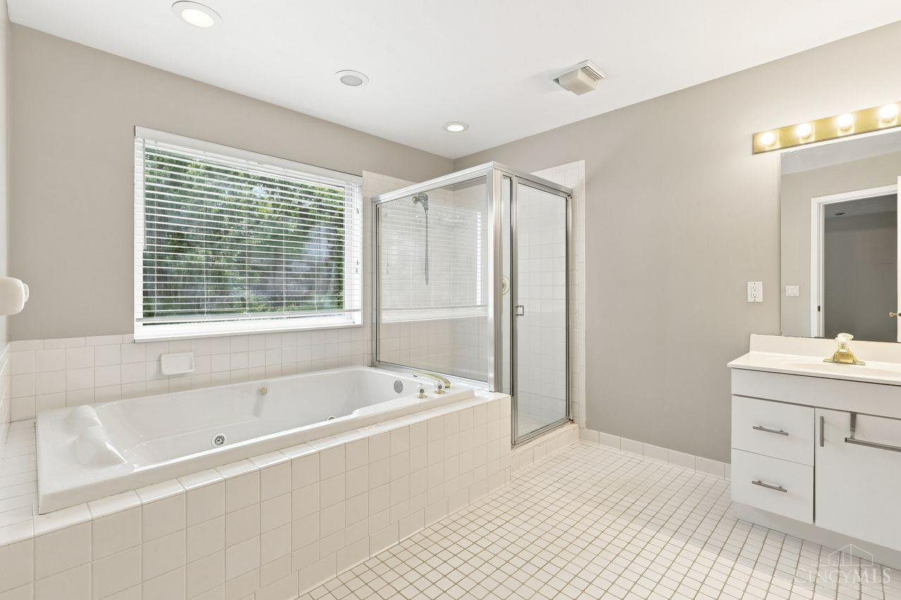 5055 Bristol Court, Loveland, OH, 45140 — photo 19