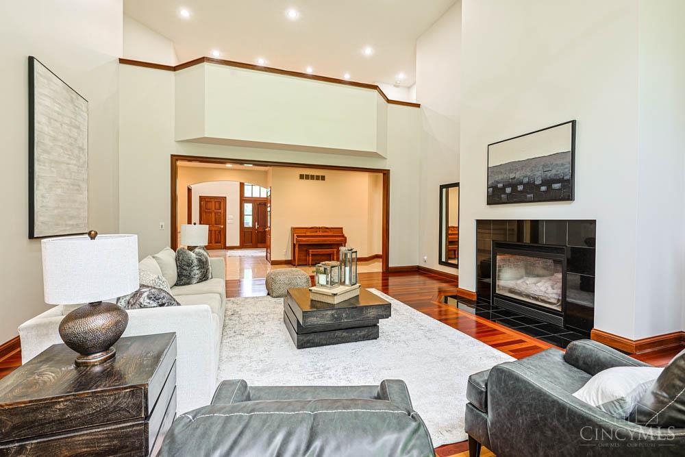 8625 Fawnmeadow Lane, Indian Hill, OH, 45242 — photo 7