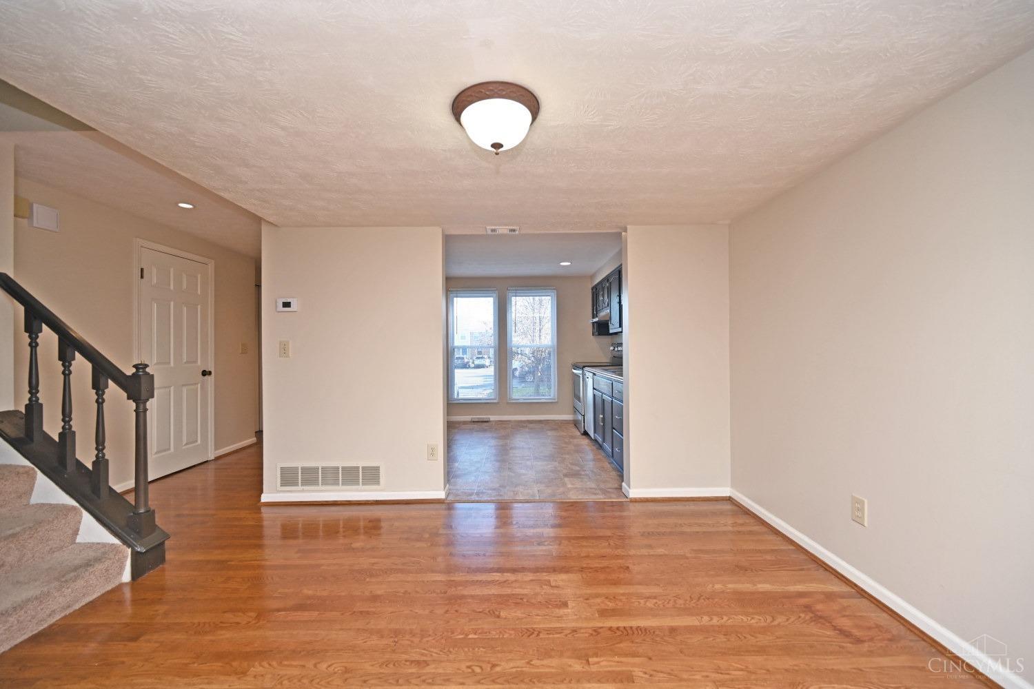985 Woodlyn Drive, Anderson Twp, OH, 45230 — photo 5